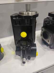 Machinerie agricole 799137H0 79932870 799137GX 79933052 Pompe à cylindrée fixe 79915400 Pompe hydraulique à engrenages - Product Image 1