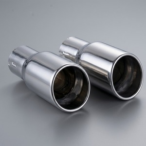 Terminale di Scarico in Acciaio Inossidabile, Ingresso 2.4" e Uscita <span class=keywords><strong>3</strong></span>.1", a Doppia Parete, Svasato, Taglio a Lancia, Finitura a Specchio, Universale, con Morsetto, per Silenziatore - Product Image 2