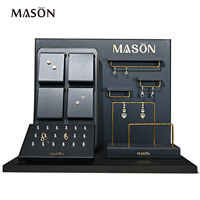 Boîte de rangement pour boucles d'oreilles en cuir grainé Mason, présentoir à bijoux personnalisé pour boutique
