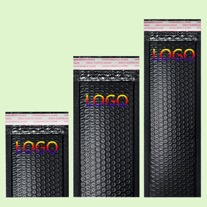 Enveloppes à bulles matelassées extra longues à fermeture autocollante pour l'expédition d'objets étroits, idéales pour les articles artisanaux en forme de bande longue. - Product Image 1