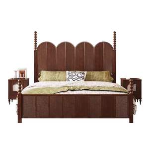 Lit en bois massif de luxe léger haut de gamme Style d'âge <span class=keywords><strong>moyen</strong></span> pour chambre principale Double Queen Size Design antique avec cadre de lit doux - Product Image 1
