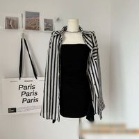 Ensemble Chic Coréen Tendance Été 2026 : Chemise Rayée Sans Col Anti-UV Décontractée + Robe Noire pour Femme