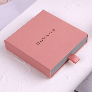 Boîte d'emballage élégante pour bijoux en papier rose avec logo personnalisé, pochette pour bracelet, accessoires, boîte cadeau pour bague - Product Image 6