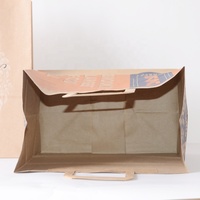 Kleurrijke gerecyclede kraftpapieren zakken met flexodruk, op maat gemaakte handvatten & logo voor gebruik in de landbouw (maïs meststof voeder)