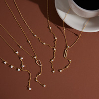 Collier personnalisé en acier inoxydable 316L plaqué or 18 carats avec pendentif coquillage, étoile de mer, conque et perle