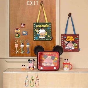 Nueva llegada DIMOO WORLD DISSNNEYY serie bolsa de almacenamiento caja ciega lindo juguete de PVC con misterio sorpresa mejor idea de regalo - Product Image 4