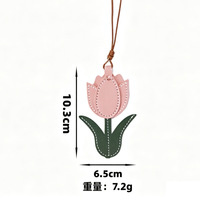 Porte-clés créatif en cuir en forme de tulipe, pendentif floral fait main pour sac, accessoire décoratif pour sac, clé, portefeuille, cadeau