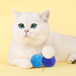 Pet Show 20Pcs 1.5 Inch Plush Cat Toy Balls Soft Pompon Kitten Interactive Play Quiet Indoor Cats Favorite - Product Image 4