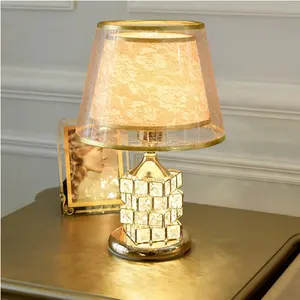 Simig Verlichting Hot Sales Luxe Unieke Goud Led Kristallen Glazen Kubus Tafellamp Voor Slaapkamer Woonkamer Decor
