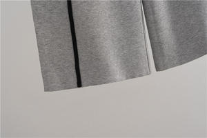 Conjunto de Dos Piezas de Alta Gama para Mujer, Estilo Europeo y Americano, Elegante Cárdigan de Punto con Solapa, Moderno y Sólido para Otoño e Invierno - Product Image 6