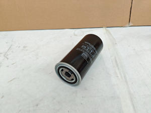 Nouvel élément filtrant d'huile 13020207 de remplacement pour la purification de l'huile lubrifiante des compresseurs d'air à vis rotatives - Product Image 3