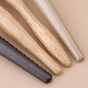 Super grand <span class=keywords><strong>pinceau</strong></span> <span class=keywords><strong>poudre</strong></span> miel en forme de flamme doux moelleux marque privée multifonctionnel <span class=keywords><strong>meilleur</strong></span> nouveau <span class=keywords><strong>pinceau</strong></span> de maquillage parfait unique - Product Image 5