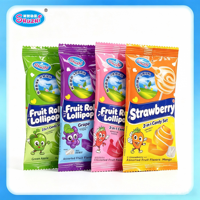 Pack Combo Bonbons Rouleaux et Sucettes Saveur Fruitée – Mélange de Bonbons Rouleaux et Sucettes sur Bande Suspendue – Bonbons Fantaisie pour Enfants – Vente en Gros