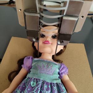 Máquina Automática Neumática de Grapas Elásticas para Cintas Metálicas de Embalaje, Fijación Rápida de Bandas Flexibles para Cartones - Product Image 1