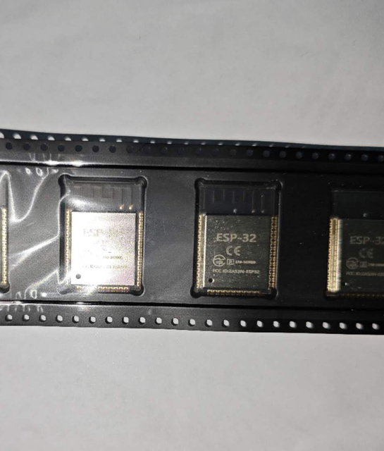 ESP-32S ESP-WROOM-32 ESP32 ESP-32 WIFI Dual Core CPU with Low Power MCU ESP-32 Modules