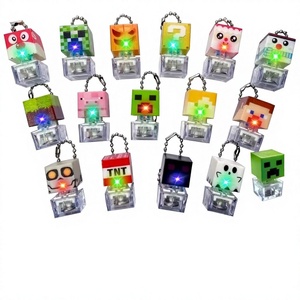 Llavero con botón luminoso de juego de bloques de píxeles, colgante de juguete de personaje en mini cubo para aliviar el estrés, decoración para bolsos - Product Image 2