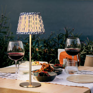 Hot-Sale Portable Light Batterie betriebene Restaurant Tisch lampe Schlafzimmer Nachttisch Schnur lose Stoff Tisch lampe - Product Image 2