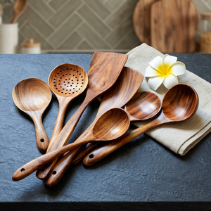 Cuchara de Cocina de Madera de Alta Calidad, Apta para Alimentos, con Acabado Lacado, Hecha a Mano, Proveedor de Utensilios de Cocina, Precios Competitivos - Product Image 1