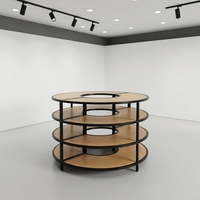Étagère murale à 4 niveaux pour vêtements, présentoir en bois MDF et fer, présentoir de vêtements pour la vente au détail