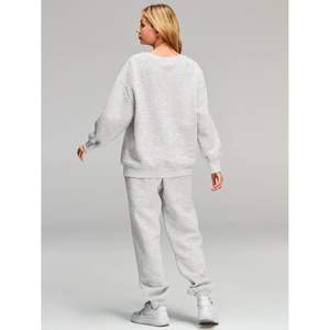 2025 femmes automne mode 2 pièces tenues sweat surdimensionné et pantalon de survêtement Baggy avec poches pour ensembles de salon - Product Image 4