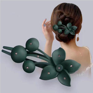 Nouvelles pinces à <span class=keywords><strong>cheveux</strong></span> tendance avec <span class=keywords><strong>strass</strong></span>, pinces alligator élégantes en plastique, pinces à <span class=keywords><strong>cheveux</strong></span> colorées en forme <span class=keywords><strong>de</strong></span> fleur pour femmes et filles - Product Image 2