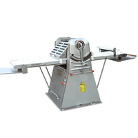 Machine à croissants industrielle automatique, petite laminoir à pâte pour baklava turc