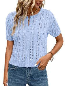 Cardigã Feminino de Verão MASCOMODA em Tricô Acrílico com Bordado Vazado, Gola Halter, Forro de Lã, Casual, com Botões e Manga Curta - Product Image 1