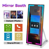 YPT Miroir Magique Intelligent 70 Pouces avec Caméra pour Cabine Photo de Fête, 1 à 15 Personnes, iPad, Appareil Photo Reflex, Télécommande Wi-Fi/Bluetooth, Smartphones Instantanés