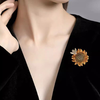 Bros Pin Bunga Matahari Lebah Vintage, Kristal Alloy, Serangga, Bunga Daisy, Perhiasan, Aksesoris Pakaian, Broche De Girasol Ra Abejas
