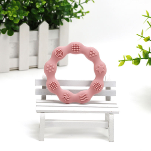 Nouveaux anneaux <span class=keywords><strong>de</strong></span> <span class=keywords><strong>dentition</strong></span> en <span class=keywords><strong>silicone</strong></span> pour bébé, jouet souple sans BPA pour 0-4 ans, couleurs personnalisables - Product Image 6