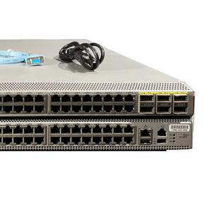 Commutateur de réseau central d'entreprise N9K-C93120TX N9K 9300 avec 96 ports RJ-45 Base-T 1/10G et 6 ports Uplink QSFP+ 40G - Product Image 1