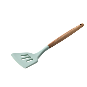 Vente en gros de poignées en bois résistant à la chaleur accessoires de <span class=keywords><strong>cuisine</strong></span> en <span class=keywords><strong>silicone</strong></span> sans BPA outil de <span class=keywords><strong>cuisine</strong></span> ustensiles de <span class=keywords><strong>cuisine</strong></span> cuillère <span class=keywords><strong>spatule</strong></span> - Product Image 2