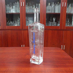 Vente en gros 750ml Premium Flint Bouteille en verre Rhum carré avec <span class=keywords><strong>bouchon</strong></span> en liège vide - Product Image 5