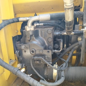 Excavadora usada Komatsu de segunda mano PC130 EPA CE original de Japón casi nueva, excavadora agrícola de segunda mano de 13 toneladas, PC130, en stock - Product Image 4