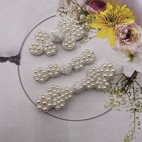 Tissu boucle plaque boucle perle manteau pull robe plaque blanche bouton