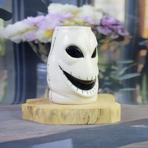 Pesadilla antes de Navidad Oogie Boogie Tiki Mug Spooky Cerámica de inspiración vintage para vino y cócteles tropicales Uso en fiestas - Product Image 2