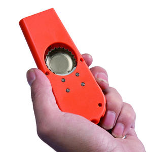 Herramienta <span class=keywords><strong>de</strong></span> cocina portátil Zappa volador <span class=keywords><strong>cerveza</strong></span> bebida abrebotellas cubierta <span class=keywords><strong>de</strong></span> apertura lanzador Top Shooter Gun regalo <span class=keywords><strong>de</strong></span> fiesta - Product Image 1