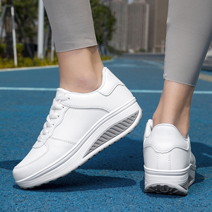 รองเท้ากีฬาลำลองสไตล์ชันกี้สำหรับผู้หญิง ใส่สบาย ทนทานต่อการสึกหรอ เหมาะสำหรับวันหยุดพักผ่อนที่ชายหาด ตั้งแคมป์ ใช้ในชีวิตประจำวัน และเล่นกีฬาฤดูร้อน - Product Image 6