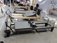 Matériel de Pilates Reformer en bois, 5 ressorts, pour enfants, machine de yoga et Pilates, meilleur Reformer Pilates en aluminium à prix réduit