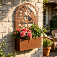Vente en gros de fournitures de jardin : Jardinière murale en métal motif chat et papillon, décoration artistique en fer pour jardin et cour arrière