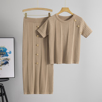 Ensemble pull tricoté pour femme : haut à manches courtes boutonné et jupe taille haute – Tenue décontractée respirante pour l'été et le bureau