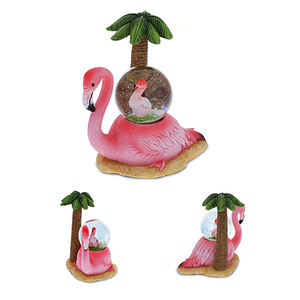 Großhandel benutzer definierte Weihnachten Tierfiguren Wasser kugel Dekor Neuheit Harz Flamingo Schneekugel Geburtstags geschenke - Product Image 1