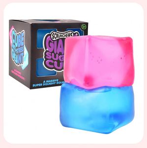 Jouets géants à presser en forme de glaçon de 8 cm pour enfants, idéaux pour les fêtes et les cadeaux, en forme de cubes de sucre. - Product Image 5