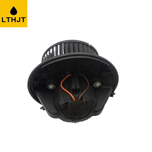 Vente en gros OEM 1698200642 12V Garantie 12 mois Accessoires de voiture Système de climatisation Ventilateur de soufflage pour W169 W245 - Product Image 2