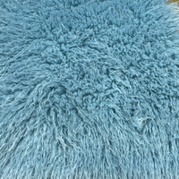 Fausse fourrure de mouton bouclée personnalisée bleu longue pile à la mode 100% polyester fausse fourrure de lama tissu pour vêtements