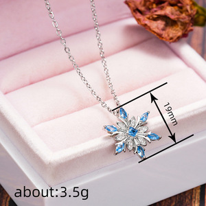 Collana con Ciondolo a Fiocco di Neve Blu Marquise per Donne, Gioielli Invernali Natalizi alla Moda - Product Image 4