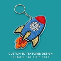 Porte-clés personnalisé en plastique acrylique, peluche de luxe, logo de designer personnalisé, porte-clés fusée spatiale, chenille scintillante