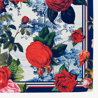 Écharpe en twill de soie à motif de roses rouges et bleu marine, romantique et élégante, de couleur unie, inspirée de l'Orient, vente en gros