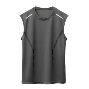 Camiseta sin Mangas Personalizada de Sarga para Hombre, de Alta Calidad, Secado Rápido, con Tiras Reflectantes para Entrenamiento Físico y Correr - Product Image 4
