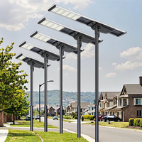 Extérieur tout dans un réverbère solaire 30W-200W LED a intégré la lumière IP66 de jardin de capteur évalué